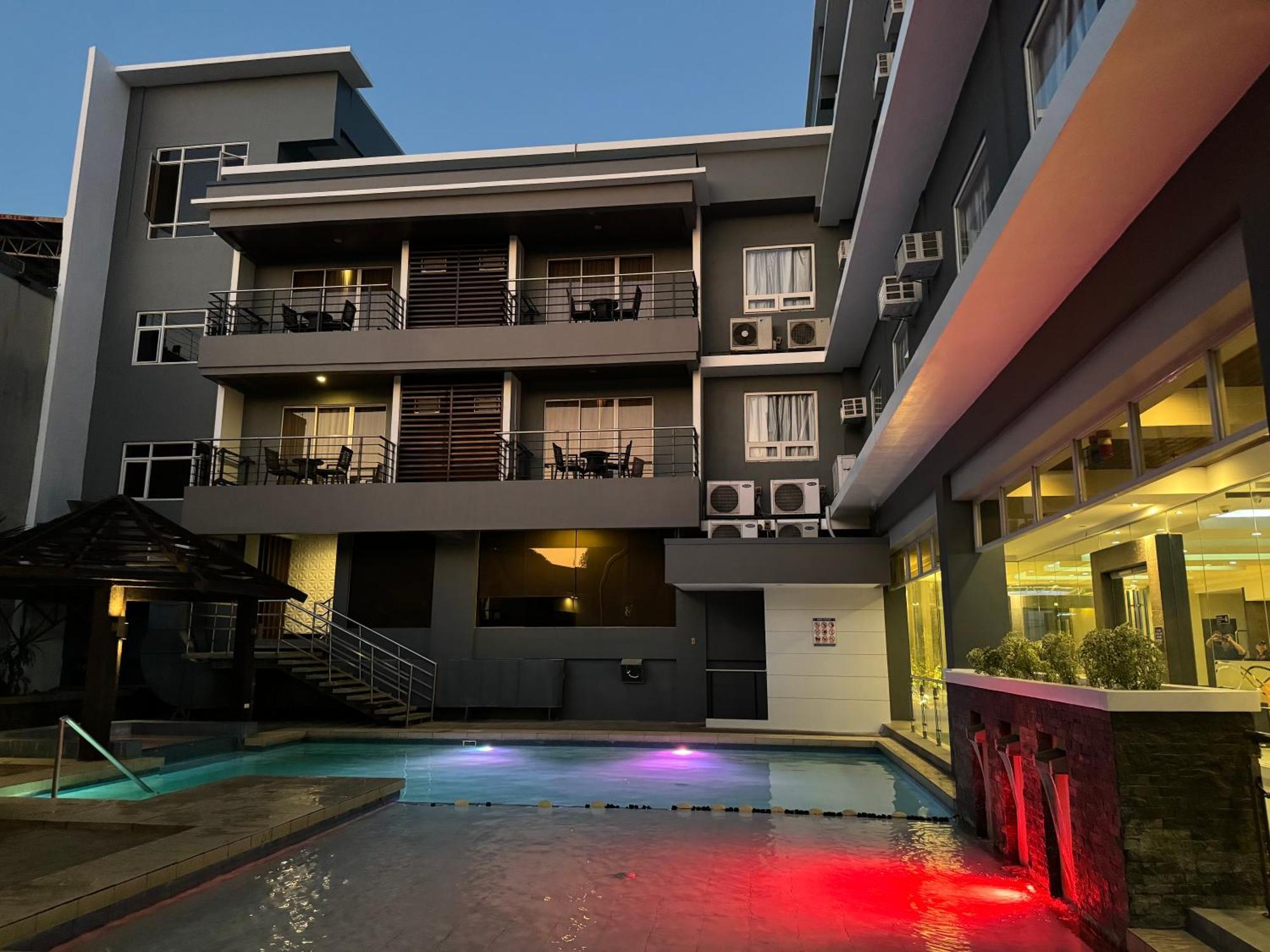 Circle Inn - Iloilo City Center Luaran gambar